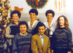 1990 Nov Pam, Andy, Mar, Jimmy, Gail, Brenda