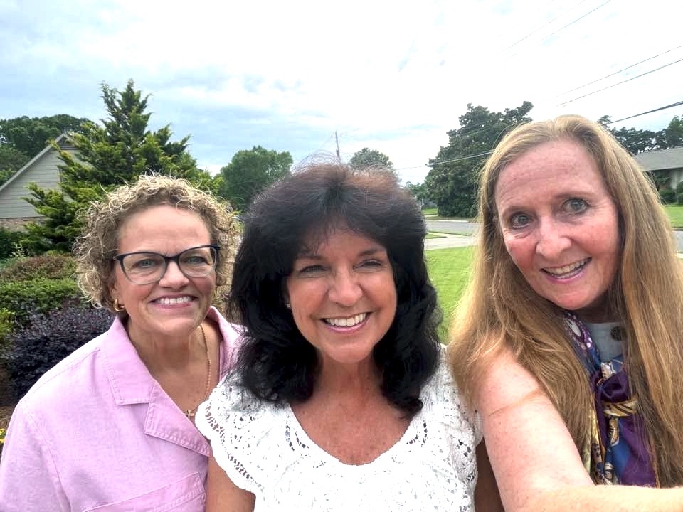 Lora Shuey, Cathy O'Bryant, Peggy Thompson
